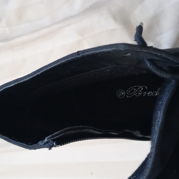 Boot size 10 with zipper ,laces up NWOT - Picture 8 of 8